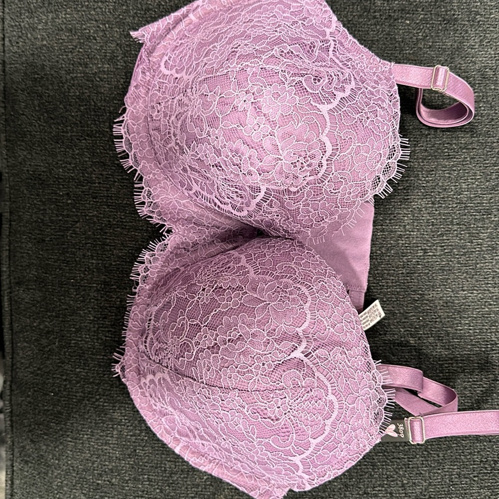 Victoria secret - Demi bra - light lilac - 38DD - brand new with tags